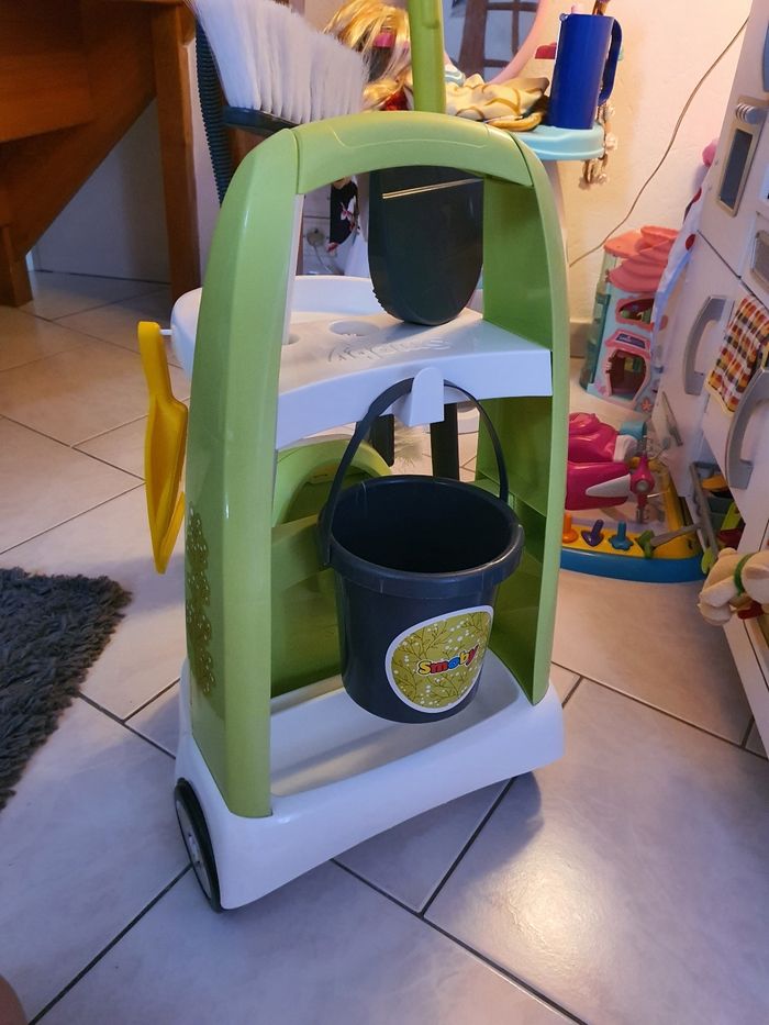 Chariot de menage - photo numéro 3