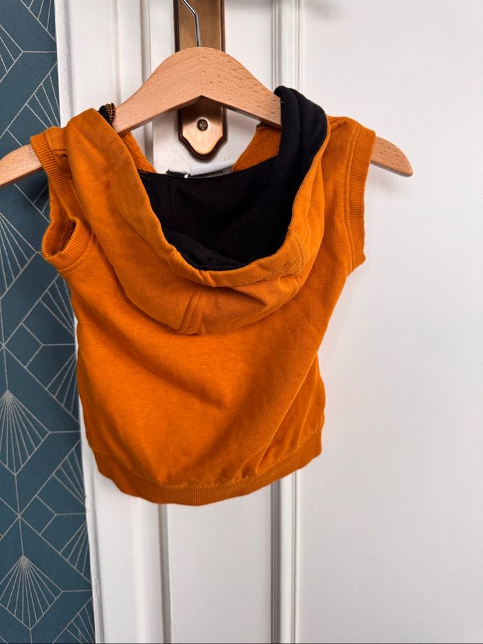Gilet sans manches 6 mois - photo numéro 2