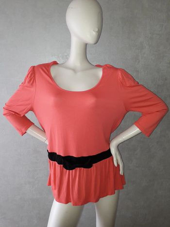 tee shirt rose/corail et noir 3 suisses taille 50/52