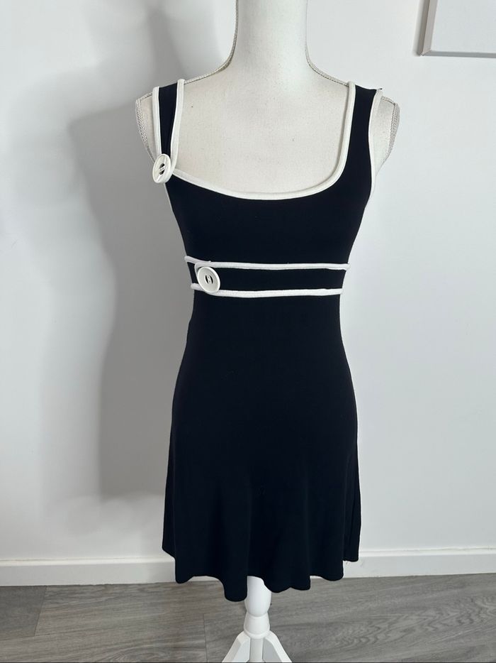 Robe rétro pin-up noire et blanche Vintage T38 M