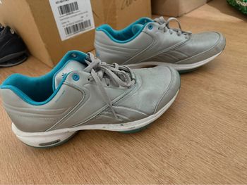 Chaussures de sport Reebok taille 38,5