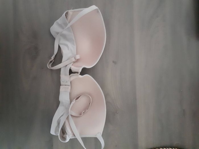 Soutien gorge - photo numéro 3