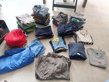 Lot de vêtements