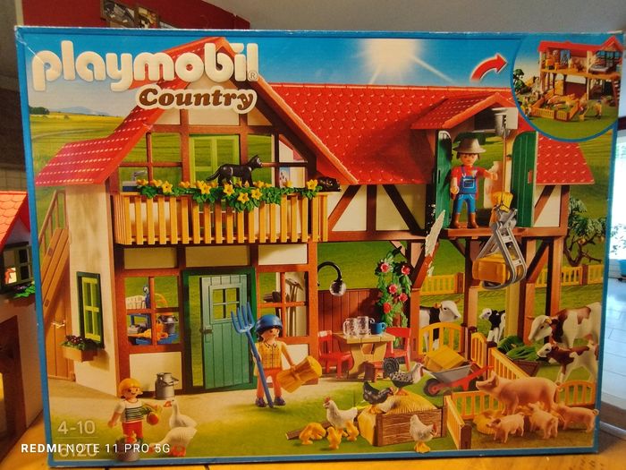 Ferme playmobil avec tracteur - photo numéro 3