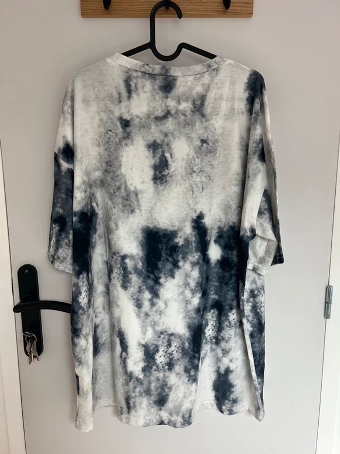 Tee-shirts loose femme taille 40/42 thème Astral - photo numéro 3