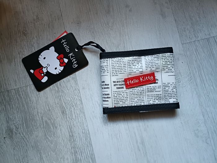 Porte feuille hello Kitty neufs - photo numéro 2