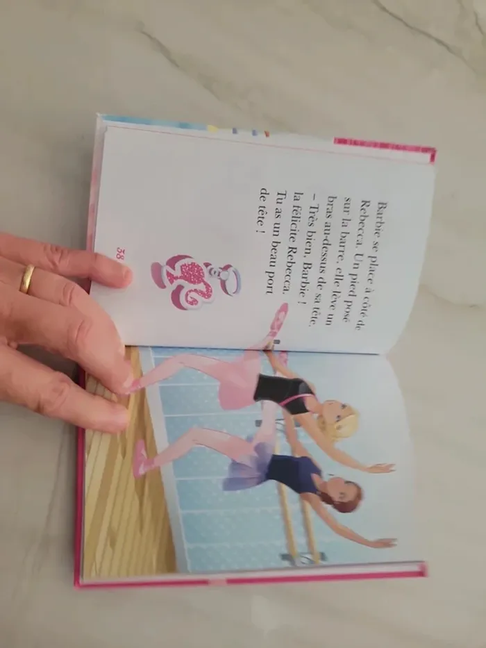 Livre Barbie Danseuse - photo numéro 3