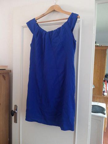 Robe bleue