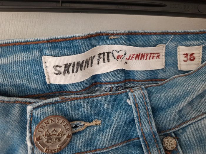 Jeans Jennyfer taille basse 36 - photo numéro 2