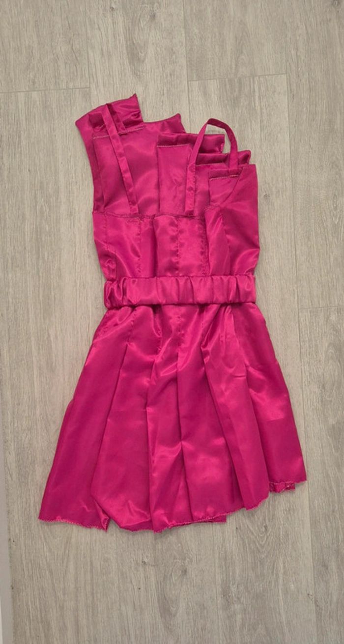 Robe rose Barbie - photo numéro 3