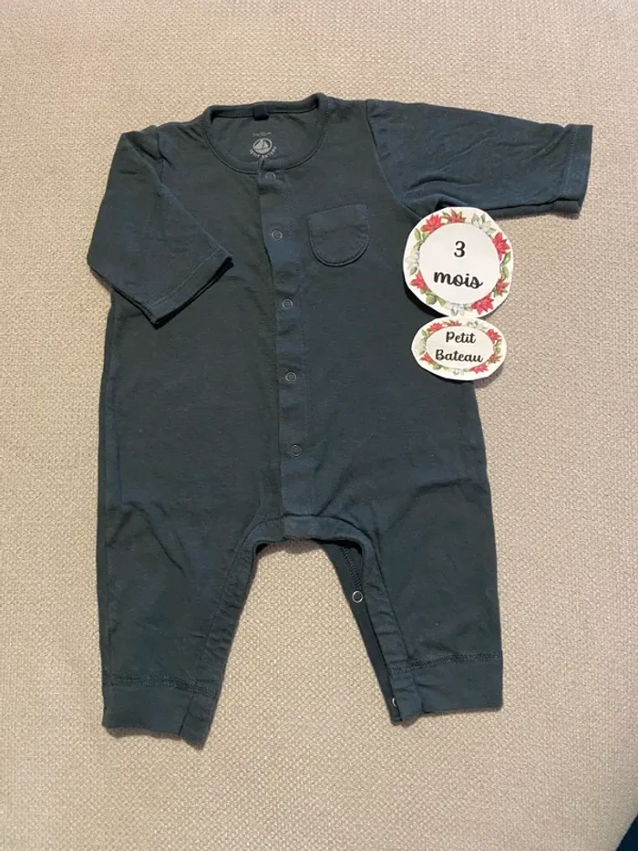 Pyjama/combinaison petit bateau 3 mois
