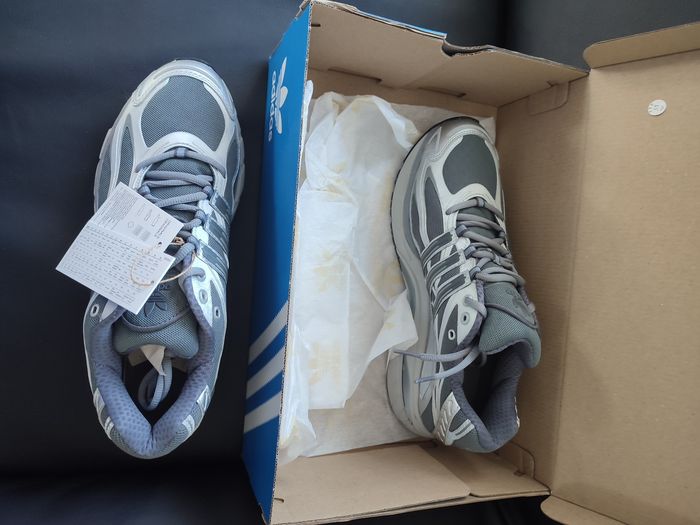 Adidas 44 - photo numéro 5