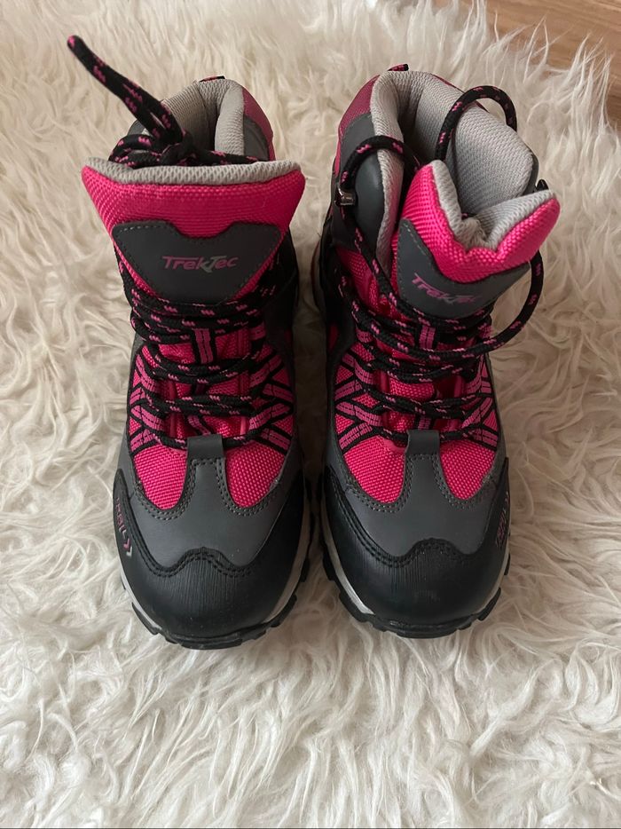 Chaussures de marche montantes fille rose T35 TREKTEC  TBE 🥾 - photo numéro 2