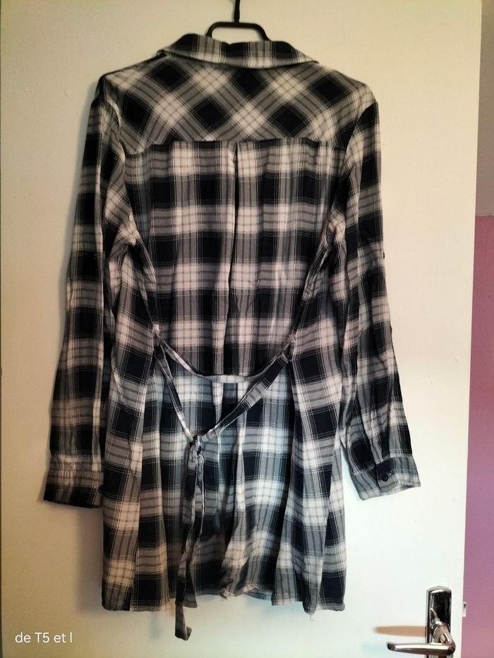 Chemises longues à carreaux taille M - photo numéro 2