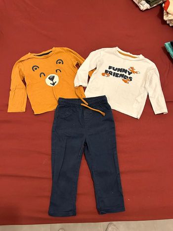 T-shirt manches longues et pantalon