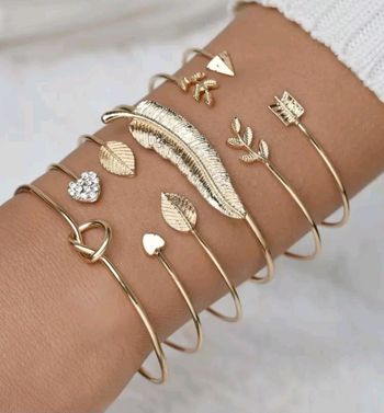 Bracelet