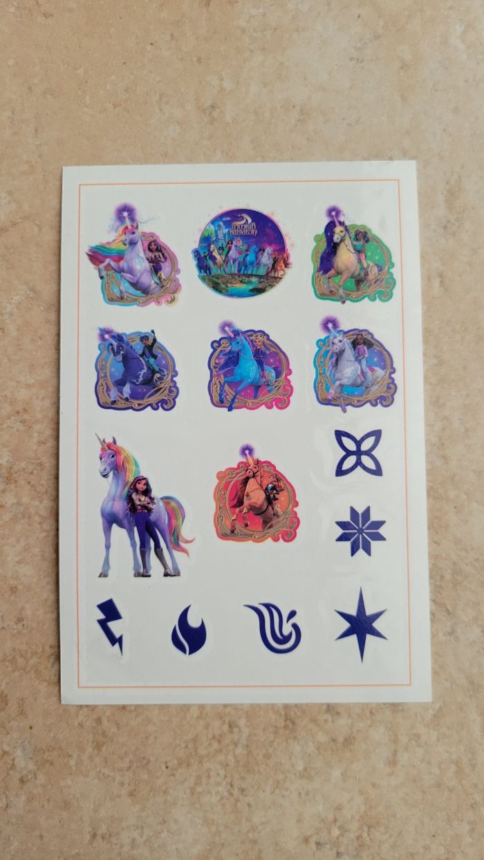 Tatouage temporaire enfant Unicorn Academy L'école des licornes