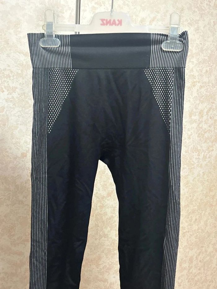 Leggings de sport taille 38/40 marque work out - photo numéro 2