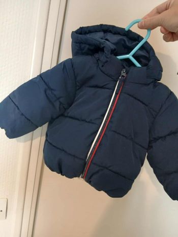 Manteau bleu foncé