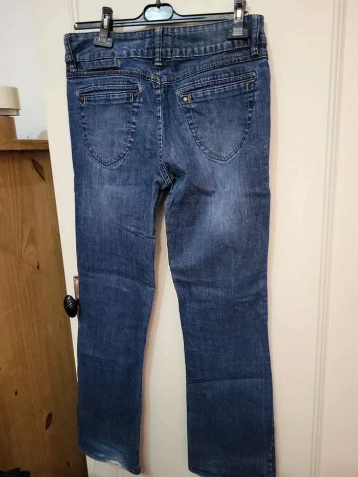 Jeans bootcut ici et maintenant - photo numéro 5