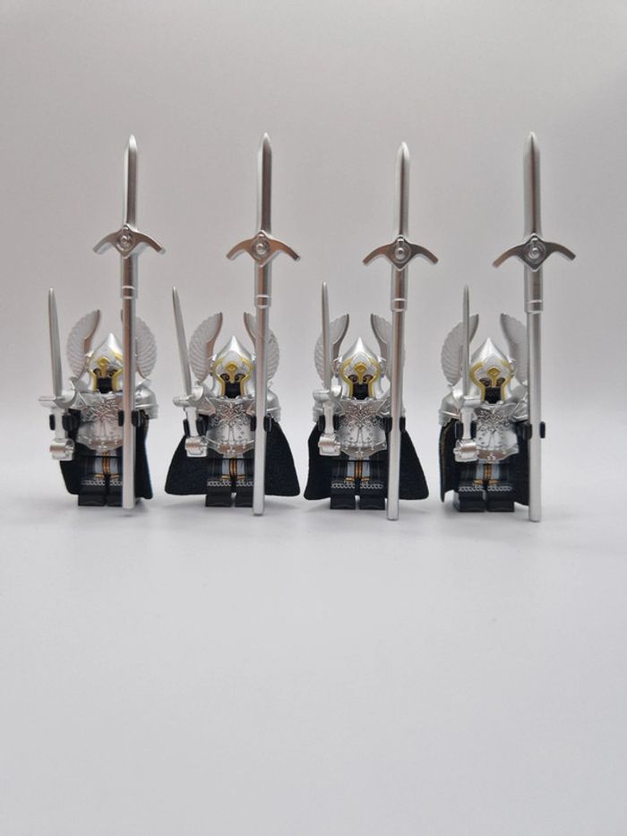 Figurines type lego 4 guerriers de minas tirith du gondor seigneur des anneaux / hobbit