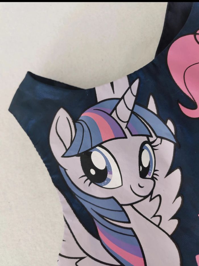 Magnifique robe 👸 tulle et sequins, little poney, H&M, 6ans - photo numéro 13