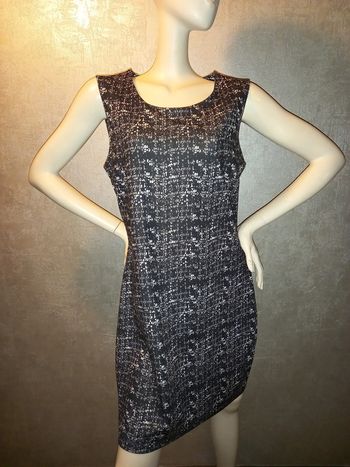 robe noire blanche et grise taille 42