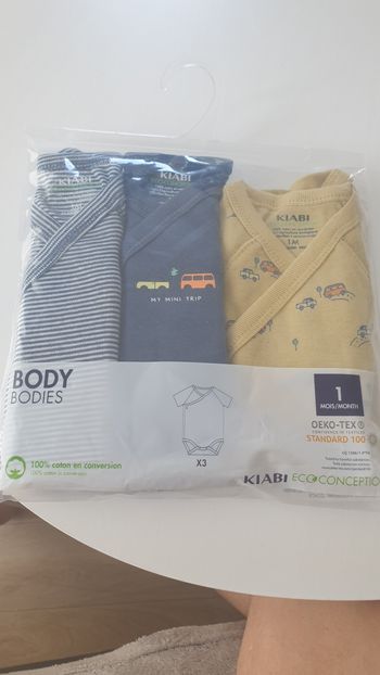 Bodies bébé neuf