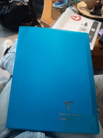Lot fournitures scolaires