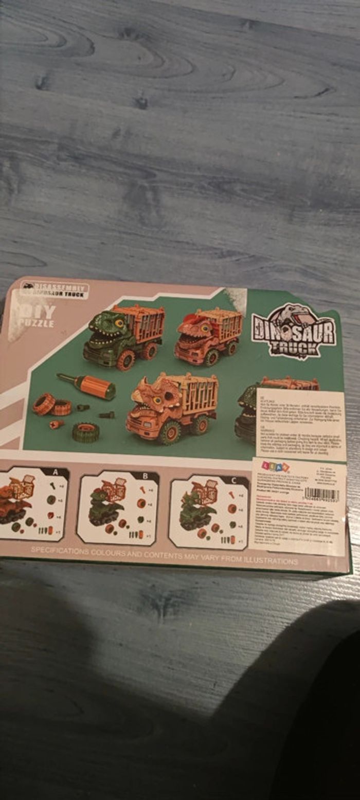 Camion dinosaure à démantelé orange neuf 3 ans - photo numéro 2