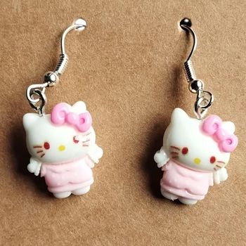 HELLO KITTY - Boucles d'oreilles.