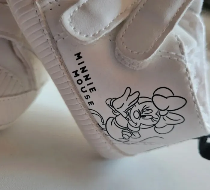 Baskets fourrées 'Minnie' de 'Disney' 0-3mois - photo numéro 2