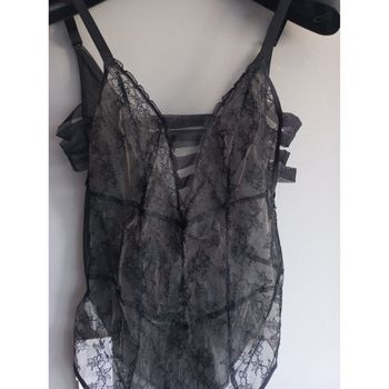 Body Chantal Thomass. 
Neuf Avec Étiquette.
Noire et Gris. 