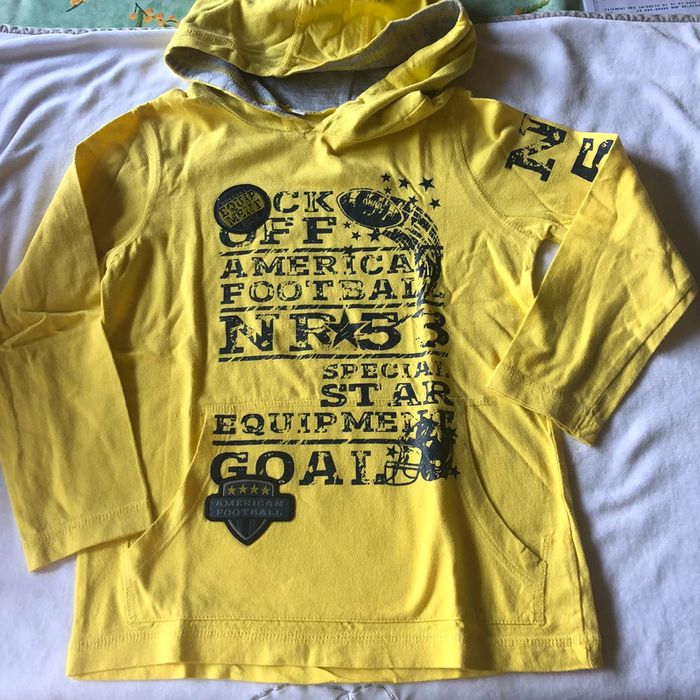 Sweat jaune léger à capuche 5/6 ans