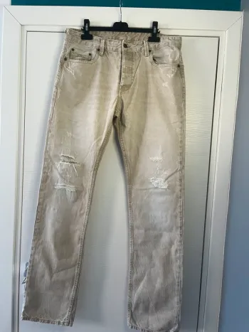 🔹 Jean Beige Effet Délavé et Déchiré – Kaporal 🔹