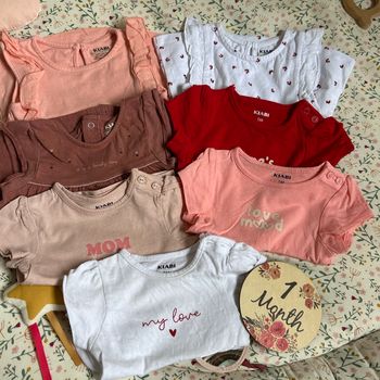 Lot tee shirts
