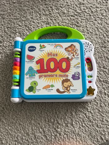 Livre éducatif « Mes 100 premiers mots »
