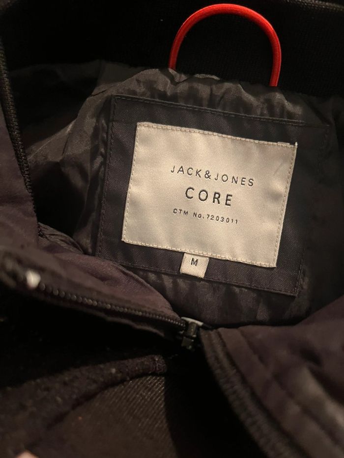Très belle veste à longue manche  homme - photo numéro 3