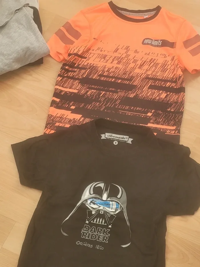 Lot vêtements garçon 8ans t-shirt et veste - photo numéro 5