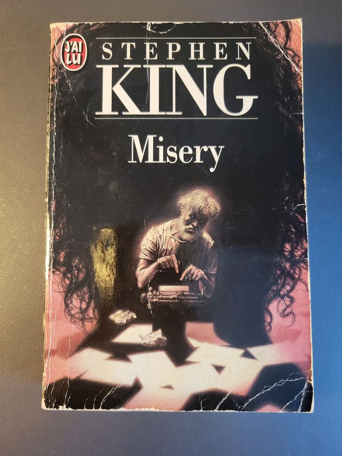 Misery - Stephen King Édition J'ai lu - photo numéro 3