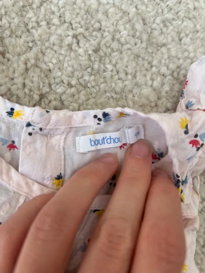 Elégante combishort légère rose pale à fleurs fille - 9 mois - photo numéro 2