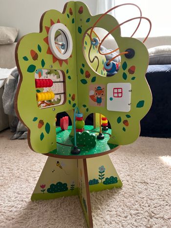 Arbre activité éveil bébé