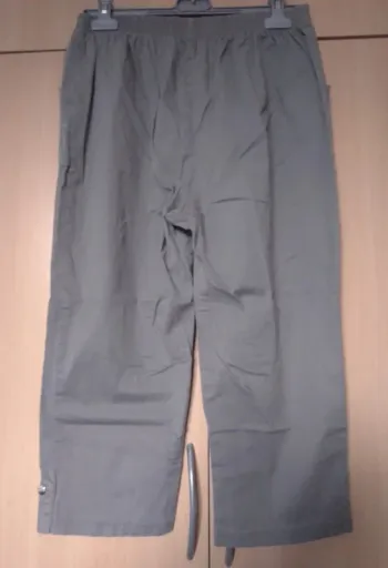 Pantacourt taille 3