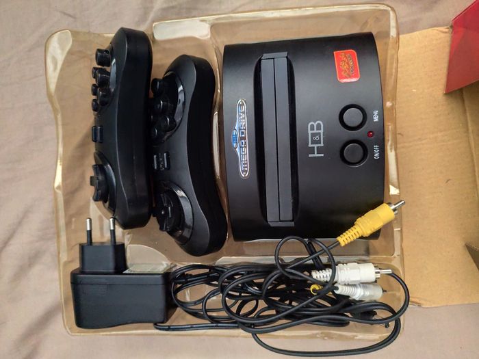 Megadrive console - photo numéro 2