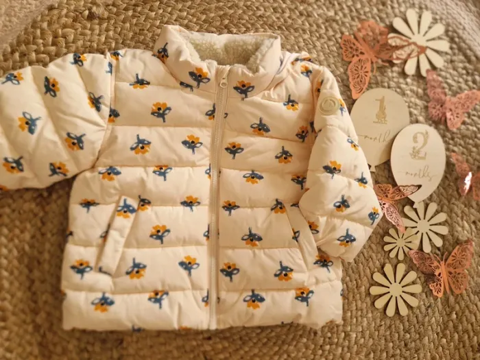 Doudoune fleurie beige à capuche rétractable Petit Bateau bébé fille 12 mois