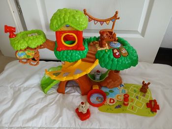 Arbre-cabane interactif Vtech