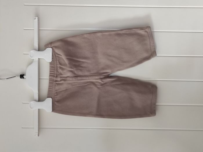 Pantalon bébé fille 6 mois coton beige avec motif fleur 🌸 - photo numéro 3