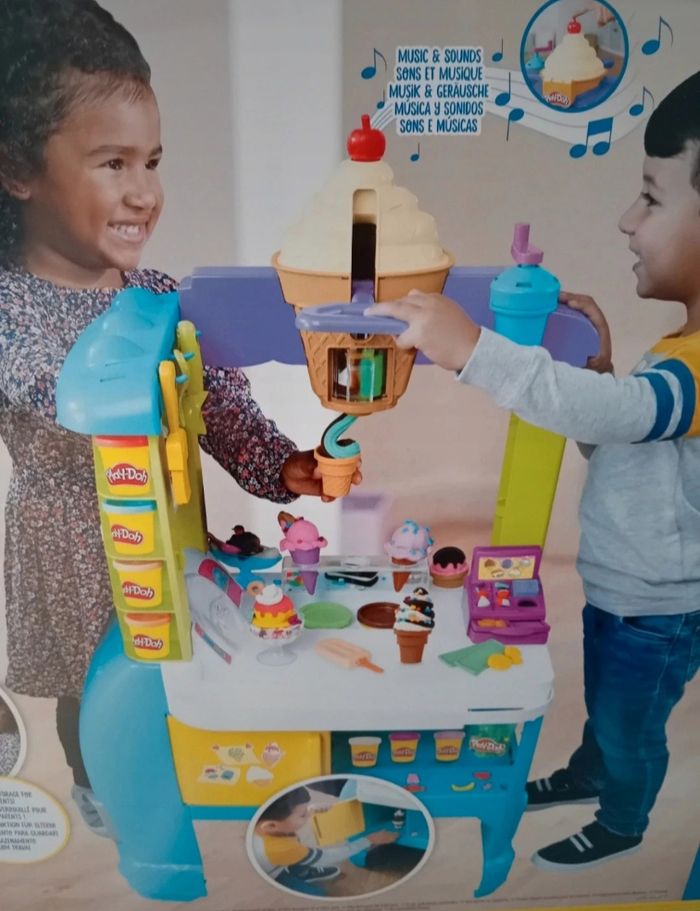 Camion de glace géant play-do neuf Prix non négociable - photo numéro 2