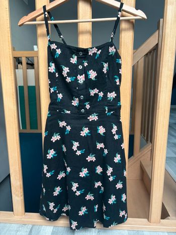 Petite robe noire à bretelles Hollister - Taille XS - Neuve