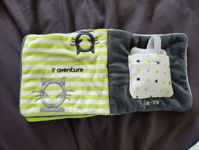 Livre éducatif obaibi tout doux mixte et Hochet tout doux éléphant bébé - photo numéro 3